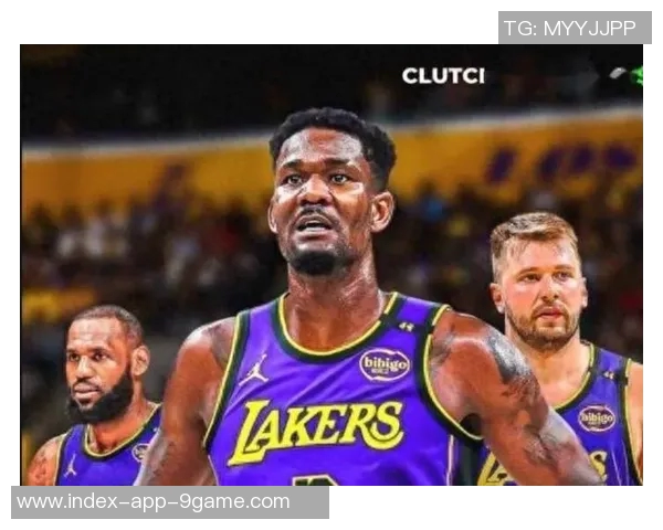 小卡季前赛首次下半场亮相表现平平拿到15分2板2助1帽展现潜力