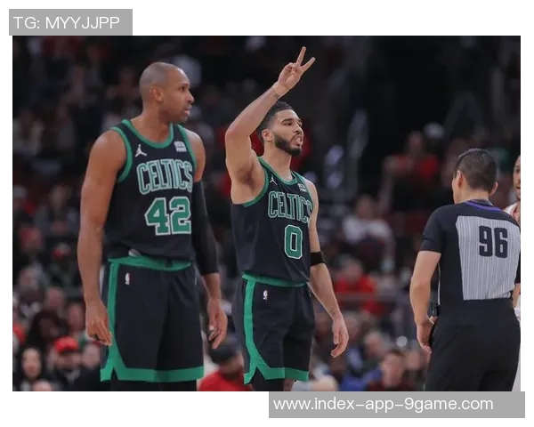 KD与球迷互动引发热议能否再进总决赛成焦点话题