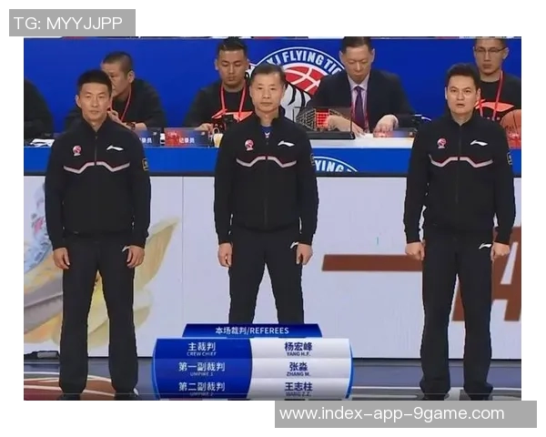 文班在CBA首节遭遇重创五次失误三次犯规表现不佳引发热议