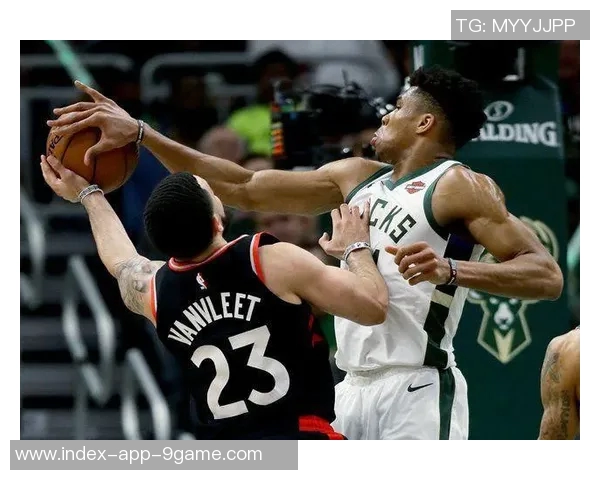 普理查德上半场火力全开三分球精准命中助球队争取胜利 普理查德上半场火力全开三分球精准命中助球队争取胜利