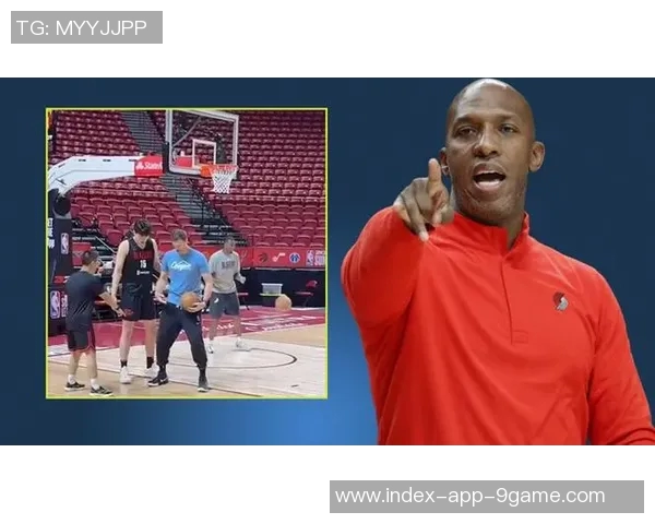 比卢普斯被捕引发球队临时会议气氛紧张尴尬难以言表